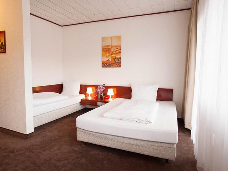 Hotel Senator Dortmund Bagian luar foto