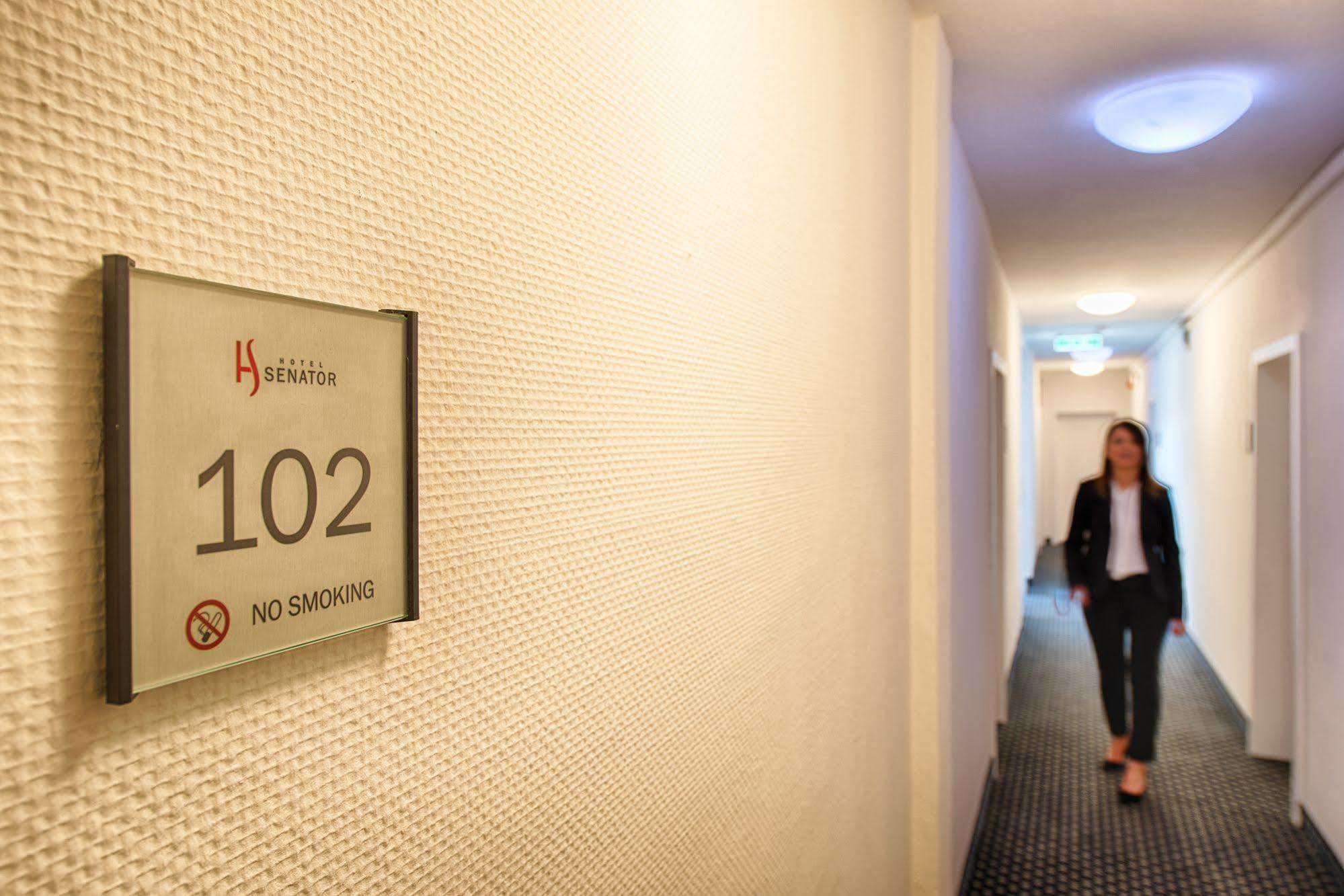 Hotel Senator Dortmund Bagian luar foto
